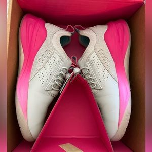 Clove Nursing Shoes - Electron Rose - 6 Womens